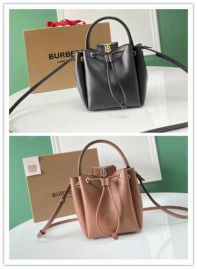 Picture of Burberry Lady Handbags _SKUfw136586752fw